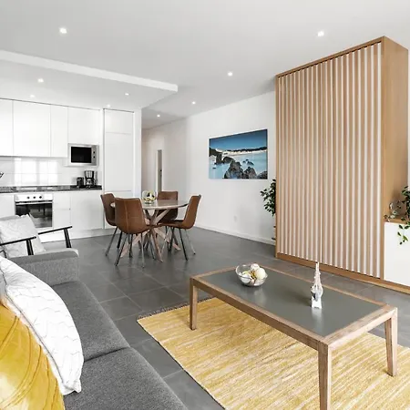 Seashell House Апартаменты Назаре