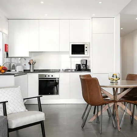 Seashell House Апартаменты Назаре